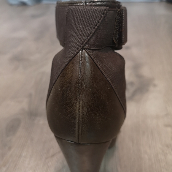 Y2k Vintage Givenchy Strappy Leather Gladiator Sandal Pumps With Velcro Closure - Picture 6 of 8